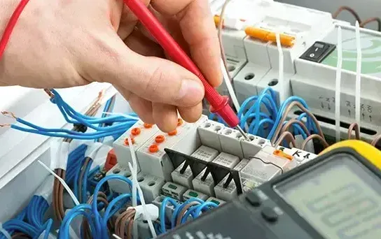 Professional electrician in West Hendon